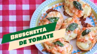Bruschetta de tomate